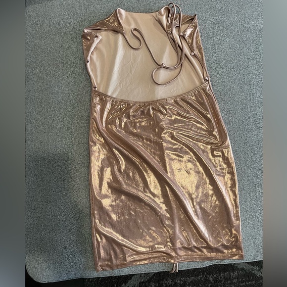 Women’s dresses - Picture 3 of 4